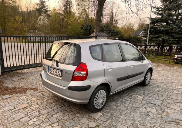 Honda Jazz cena 10999 przebieg: 231000, rok produkcji 2004 z Karpacz małe 92